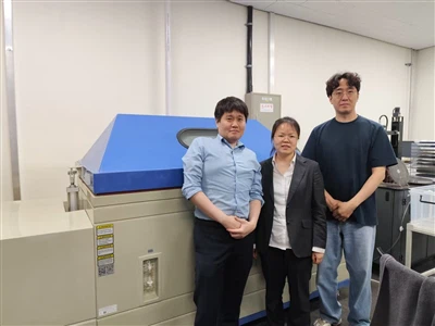 LIB installiert eine zyklische Salzsprühtestkammer in Südkorea
